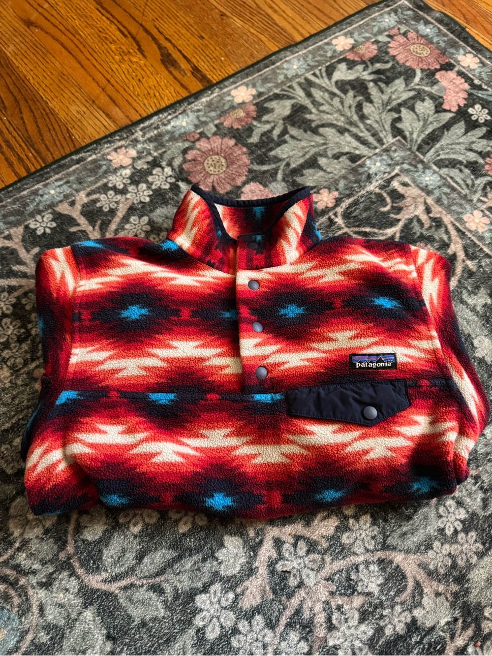 Women’s Patagonia Red Aztec Snap-T Fleece Pullover Sz S